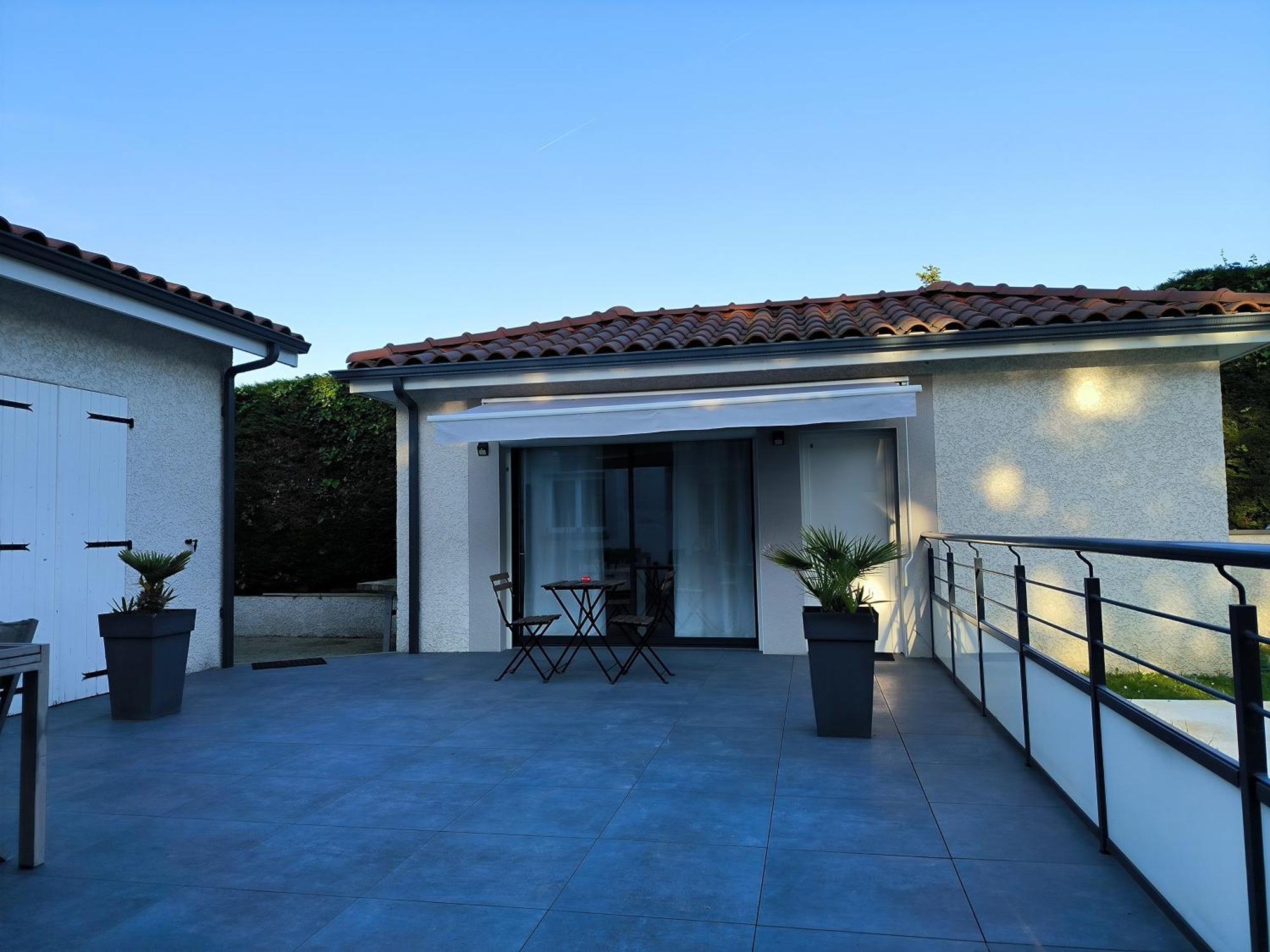 Petit Nid Douillet Apartment Reventin-Vaugris Exterior photo